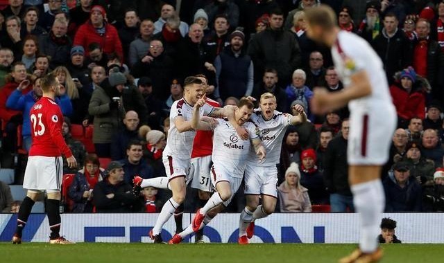  拉齐奥主场强势表现巩固联赛排名