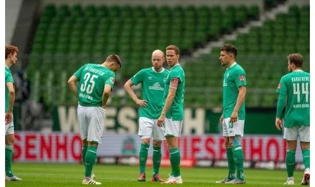  帕德博恩保级形势严峻，全场围攻仍难破铁桶阵