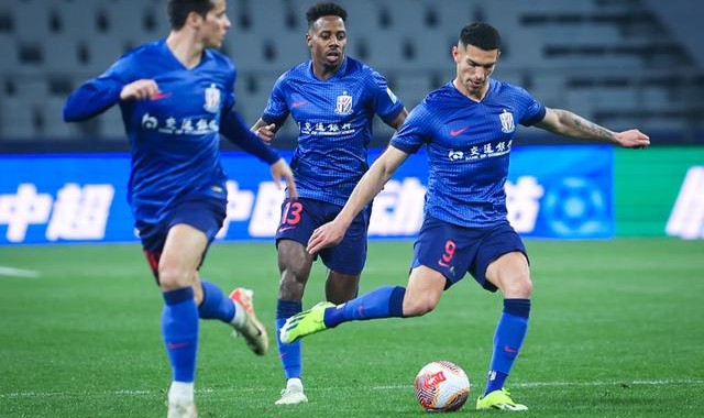  意甲保级大战混沌五支球队深陷泥潭混战