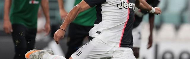  尤文图斯争议判罚受益保住联赛领头羊位置  