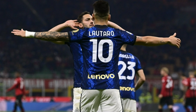  国际米兰多点开花，恰尔汗奥卢任意球直挂死角